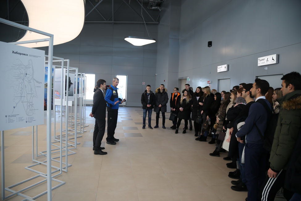 В международном аэропорту Хабаровск открылась выставка «По следам адмирала Невельского»