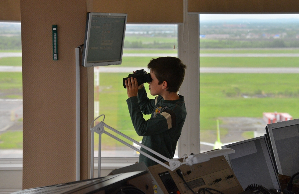 Очередная экскурсия школьников прошла в аэропорту Хабаровск