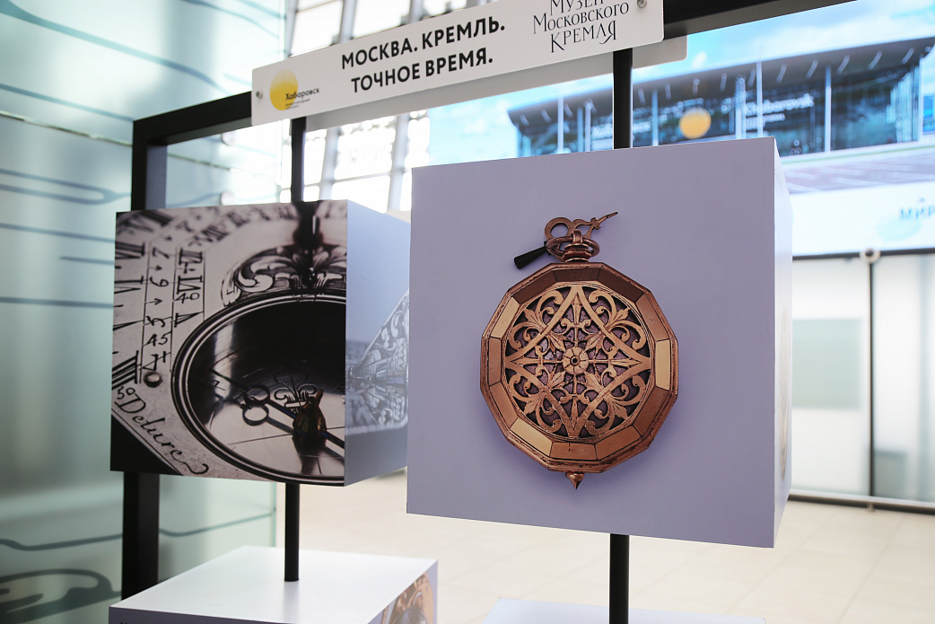 Фотовыставка Музеев Московского Кремля открылась в международном аэропорту Хабаровск