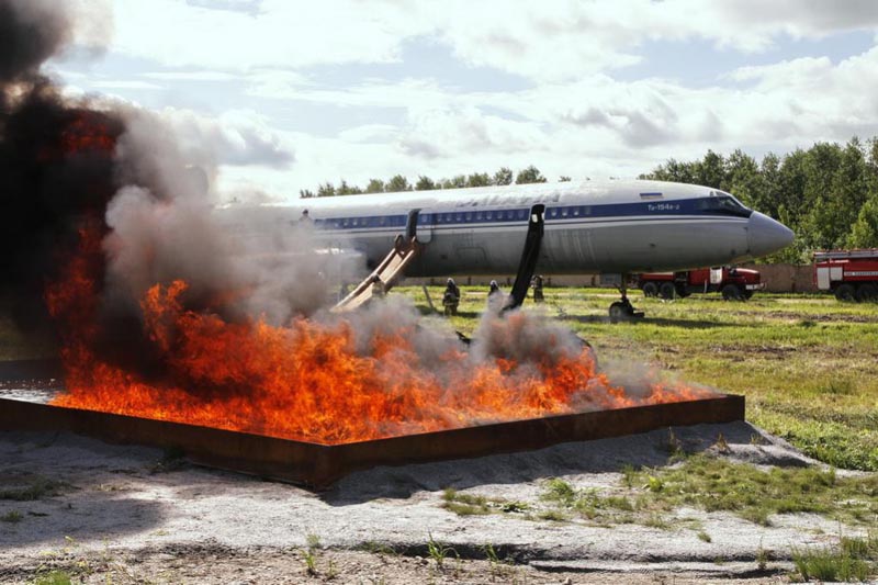 ОАО «Хабаровский аэропорт» получило сертификат 9 высшей категории по противопожарному обеспечению полетов