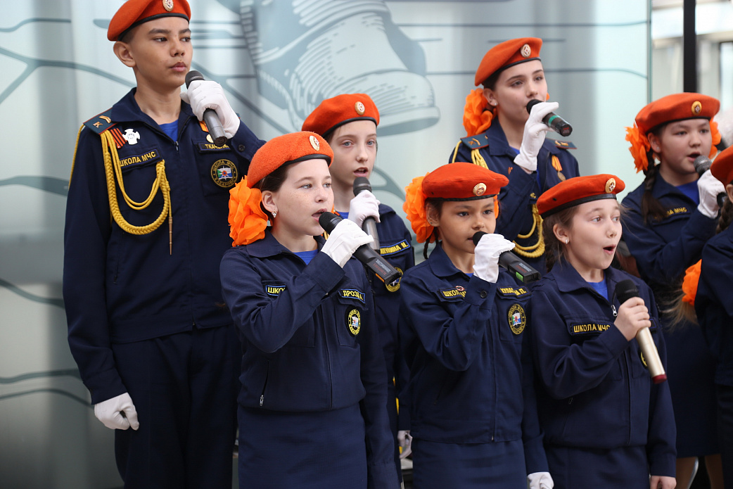 Праздничные мероприятия, посвященные Дню Победы, прошли в международном аэропорту Хабаровск